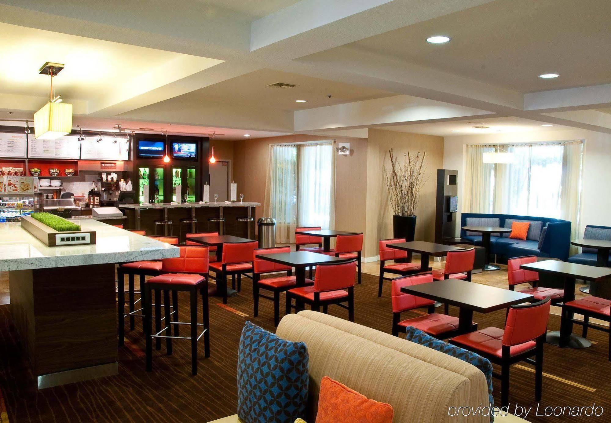 Courtyard By Marriott Stockton Hotel Bagian luar foto