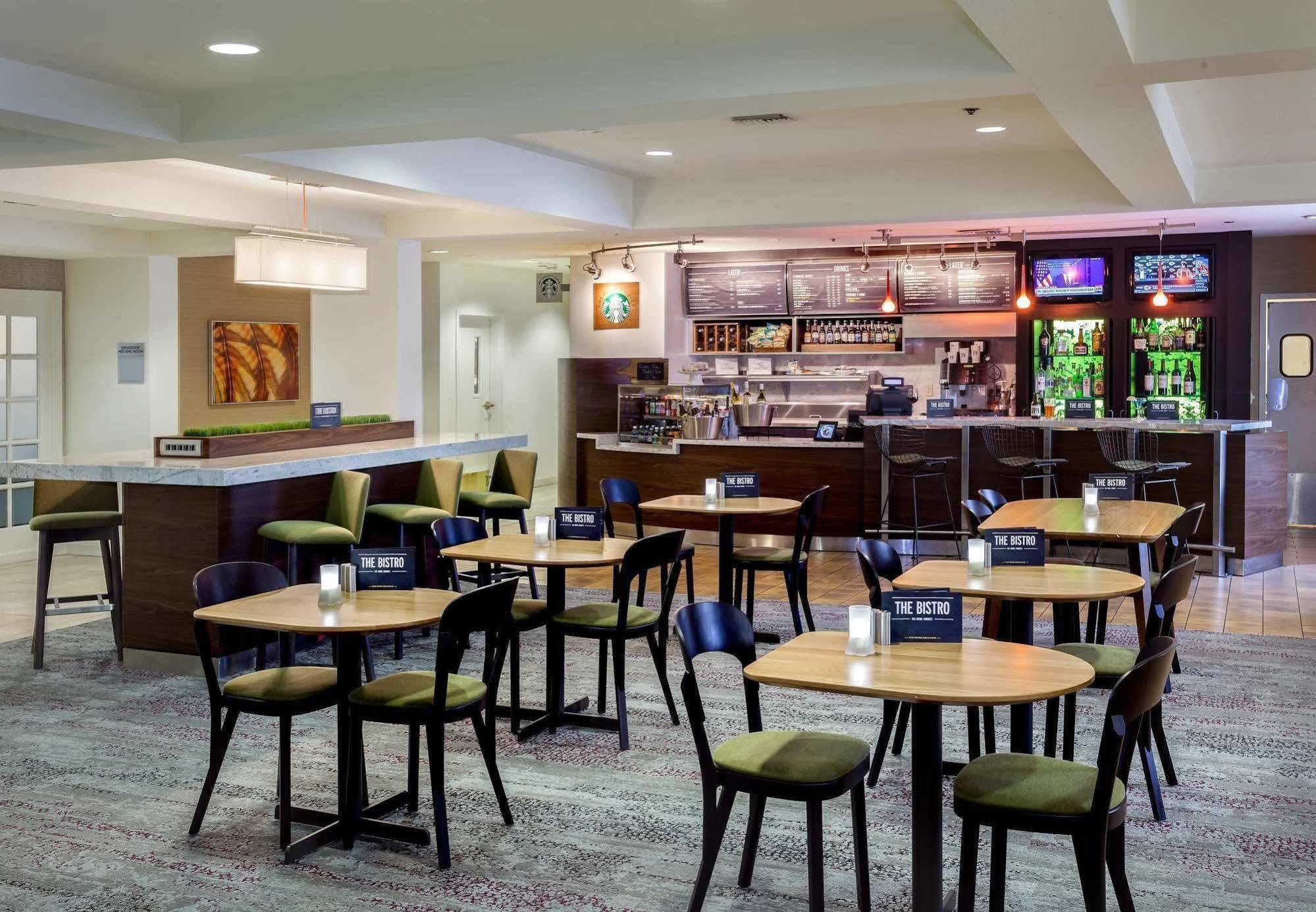 Courtyard By Marriott Stockton Hotel Bagian luar foto