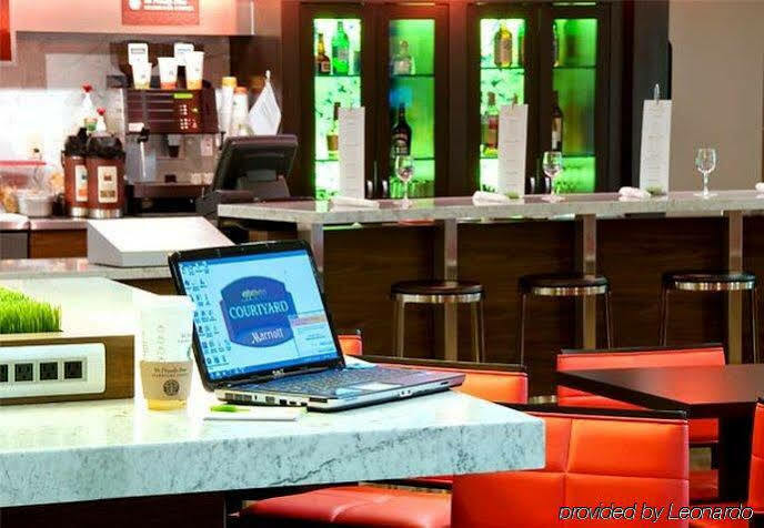 Courtyard By Marriott Stockton Hotel Bagian luar foto