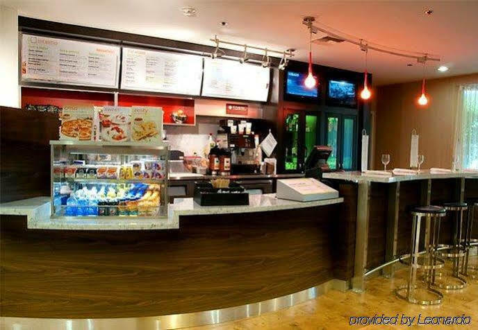 Courtyard By Marriott Stockton Hotel Bagian luar foto